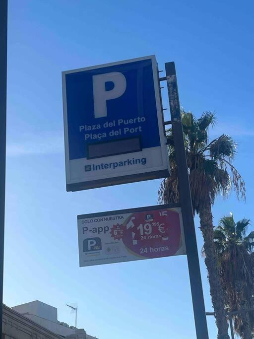 Charming & Spacious Apartment In Historic Centre & Short Walk To Beach Alicante Eksteriør bilde