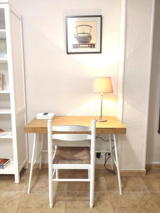 Charming & Spacious Apartment In Historic Centre & Short Walk To Beach Alicante Eksteriør bilde